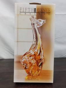 lot 177 image: Fifth Ave Crystal Giraffe