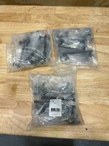 lot 52 image: FRANKLIN BRASS Lot of 30- 4 in. (102 mm) Matte Black Cabinet Straight Bar Drawer Pulls