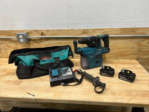 lot 76 image: MAKITA XRH01 Hammer Drill with DX01 HEPA Filter, Charger, 2 Batteries and Carrying Bag