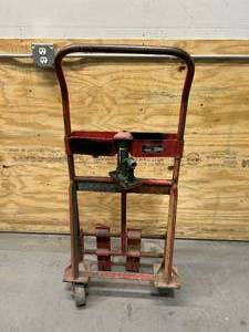 lot 120 image: ROL-A-LIFT