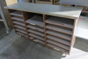 Supreme Organization TableDesk - small and sturdy - Commercial Grade