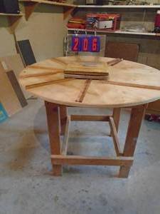 lot 206 image: Paint carosel table. Approx 4 in diameter. As shown.