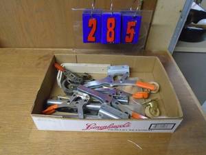 lot 285 image: Flat of cam locks clamps. As shown.