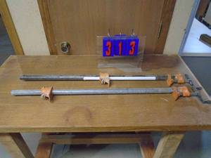 lot 313 image: Qty of 2 34 pipe clamps. Approx 3. As shown.