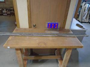 lot 323 image: Qty of 2 6 34 extension pipes. As shown.