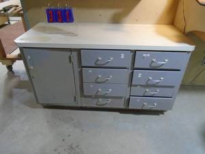 lot 331 image: Metal benchworktop. 8 drawers & door industrial unit. As shown.
