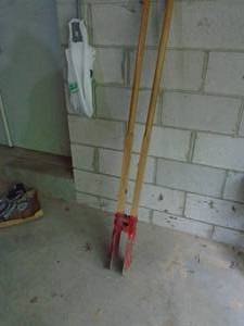 lot 361 image: Post hole digger. As shown.