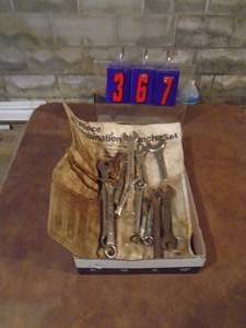 lot 367 image: Flat of assorted wrenches. As shown.