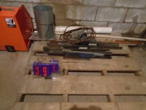 lot 391 image: Misc scrap ironcopperpvc. As shown.