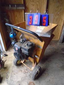 lot 395 image: Baker 3.5 hp chippershredder. Not used for a few years. As shown.