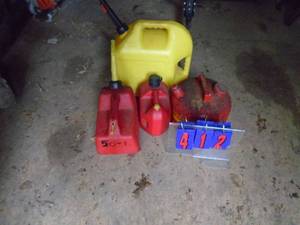 lot 412 image: Misc gas sans with some contents. As shown.