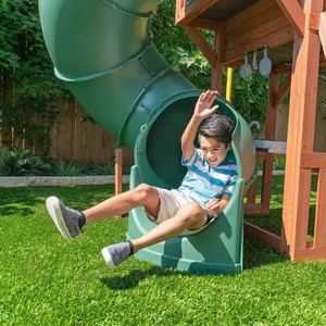 lot 46 image: Kid Kraft Tube Slide - Hard Plastic ready for assembly