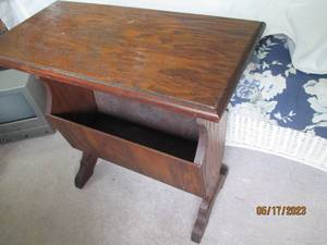 lot 25 image: Solid Wood Magazine Holder End Tabl...