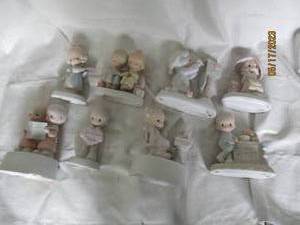 lot 43 image: Grouping of 6-8 Precious Moments f...