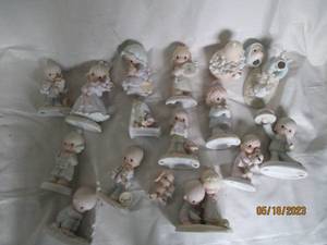 lot 48 image: Precious Moments Statue collection ...