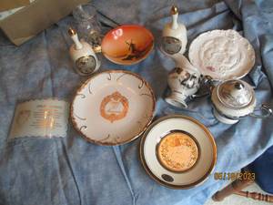 lot 71 image: Collection of Hand painted fine Chi...