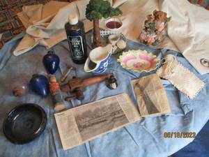 lot 86 image: Vintage to modern Wooden decor, lam...
