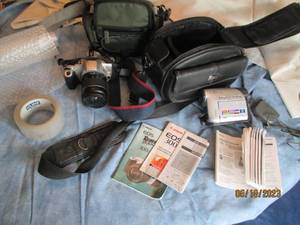 lot 88 image: Canon EOS Rebel 2000 35mm camera wi...