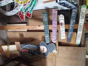 lot 172 image: Outdoor North Pole Style wooden Gr...