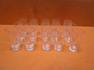 lot 56 image: (15) Beer Glasses