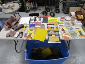 lot 102 image: Lot of Various Sandpaper & Belts