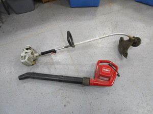 lot 111 image: Weed Eater & Blower
