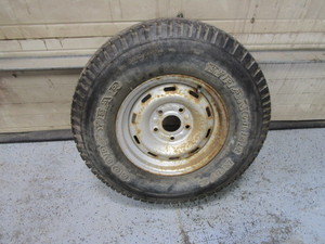 lot 119 image: Pickup Wheel wNew 26575 R16 Tire 5.25 BC