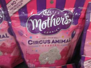 6- 9 oz pks Mothers Circus Animals...