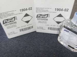 2 Cases Purell� 1904-02 LTX Advanc...