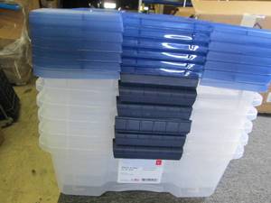 lot 3 image: 5 stack and pull 26 qt storage tote...