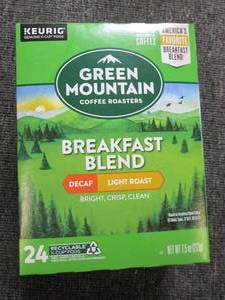lot 4 image: package of green mountain breakfast...