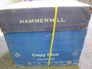 lot 44 image: case of hammermill 8.5 x 11 copy pa...