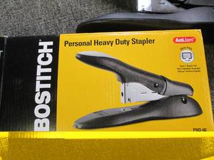 lot 48 image: bostitch personal heavy duty staple...