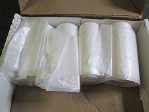 lot 94 image: 4 rolls of 16 gallon garbage bags ...