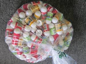lot 136 image: bag of lip essentials ...