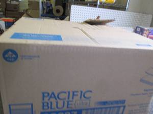 lot 161 image: case of pacific blue bigfold Z prem...