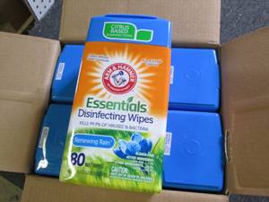 lot 262 image: case of 6 arm and hammer essentials...