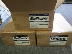 lot 296 image: 3 cases of medsource alcohol prep p...