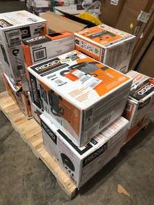 lot 5 image: Pallet of Mixed Assorted Shop Vacs and Accessories Various Models and Conditions Customer Returns See Pictures