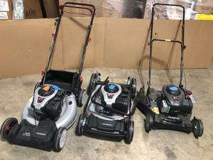 lot 36 image: Lot of Murray Lawn Mowers  various models and conditions  Customer Returns See Pictures