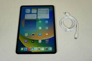 lot 2 image: Apple iPad Pro 11 3rd Generation 128GB Silver