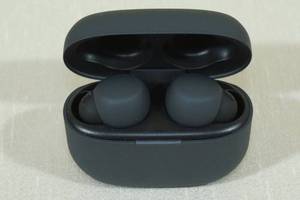 lot 18 image: Sony - LinkBuds S True Wireless Noise Canceling Earbuds - Black