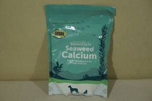 lot 44 image: Animal Essentials Seaweed Calcium Supplement for Cats and Dogs -12oz