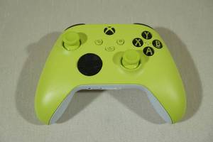lot 104 image: Xbox Wireless Controller Neon Green