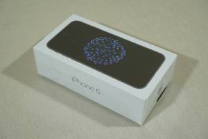 lot 107 image: Apple iPhone 6 - AT&T Prepaid