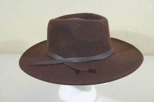 lot 122 image: Universal Thread Wide Brim Adjustable Hat -Brown