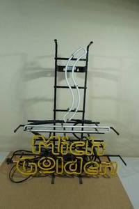lot 143 image: Michelob Golden Neon Beer Sign