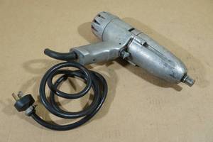 lot 145 image: Ingersoll-Rand Corded Electric 12 Drive Impact Wrench