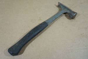 lot 155 image: Craftsman Framing Hammer
