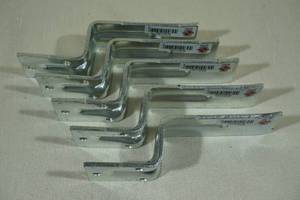 lot 183 image: 5 Zinc Plated Bar Holders